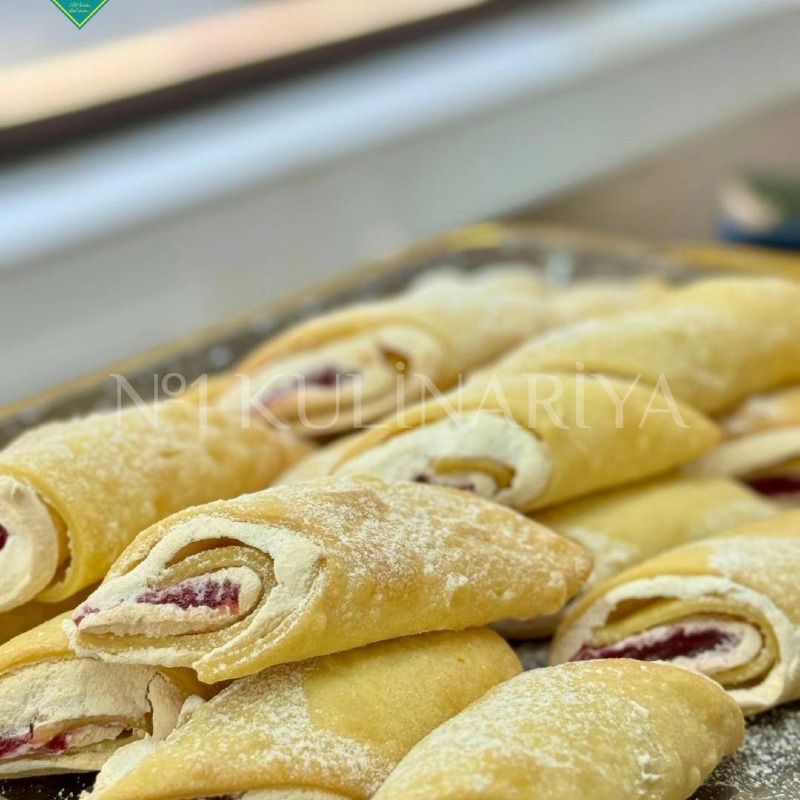 Bezeli vişnəli