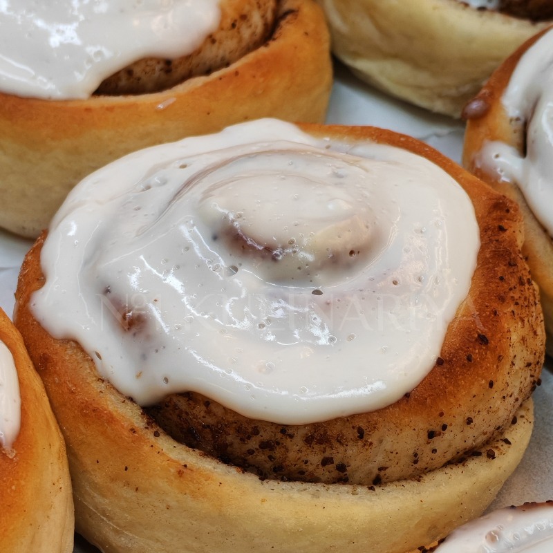 Cinnabon box - Thumbnail 2